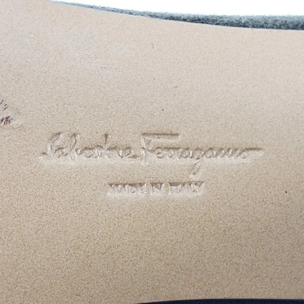 Salvatore Ferragamo suede Green heels